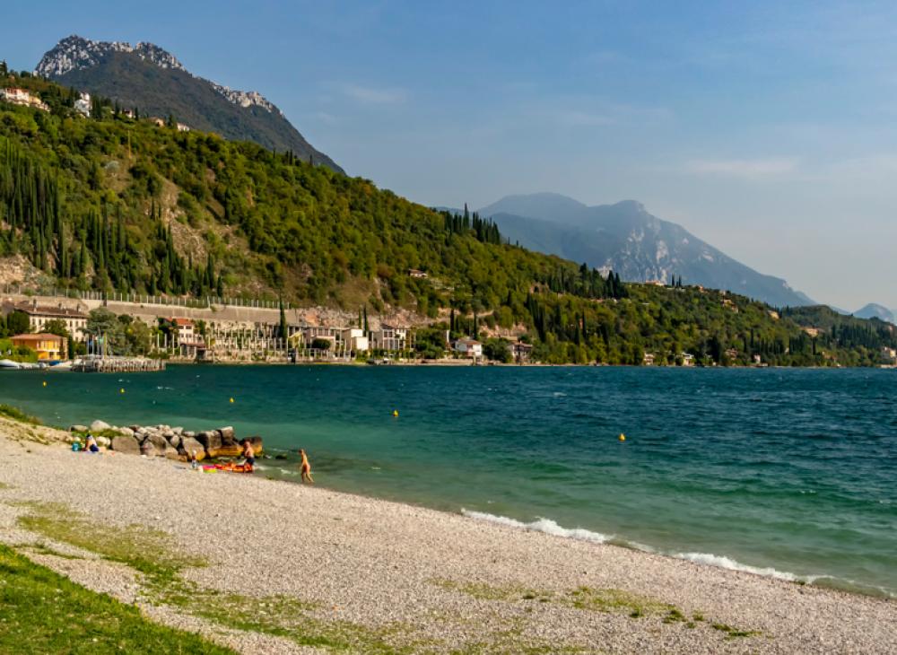 spiaggia residence lago di garda